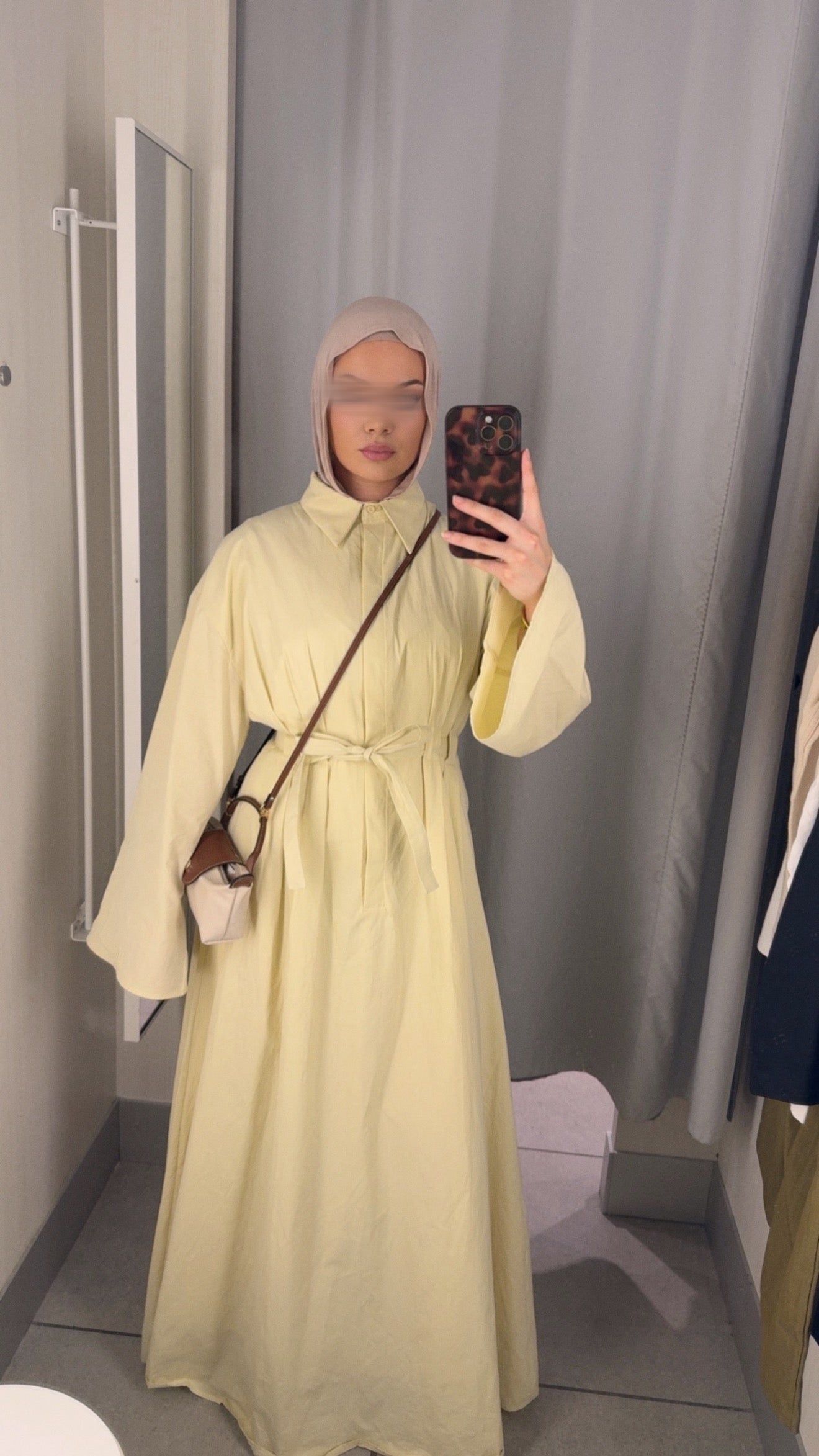 Robe MIRA
