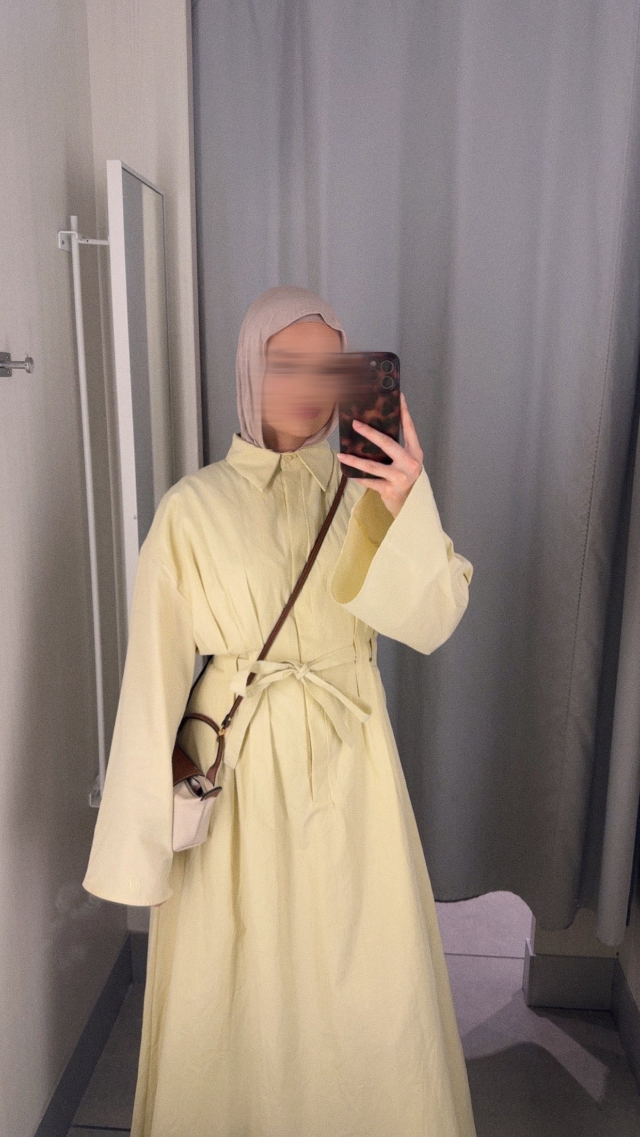 Robe MIRA