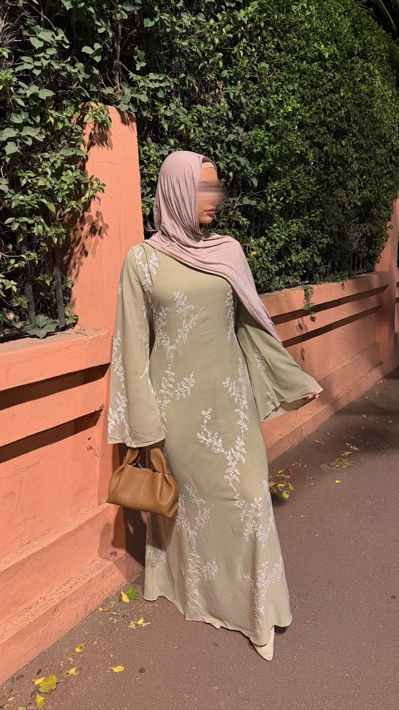 robe RAWDA